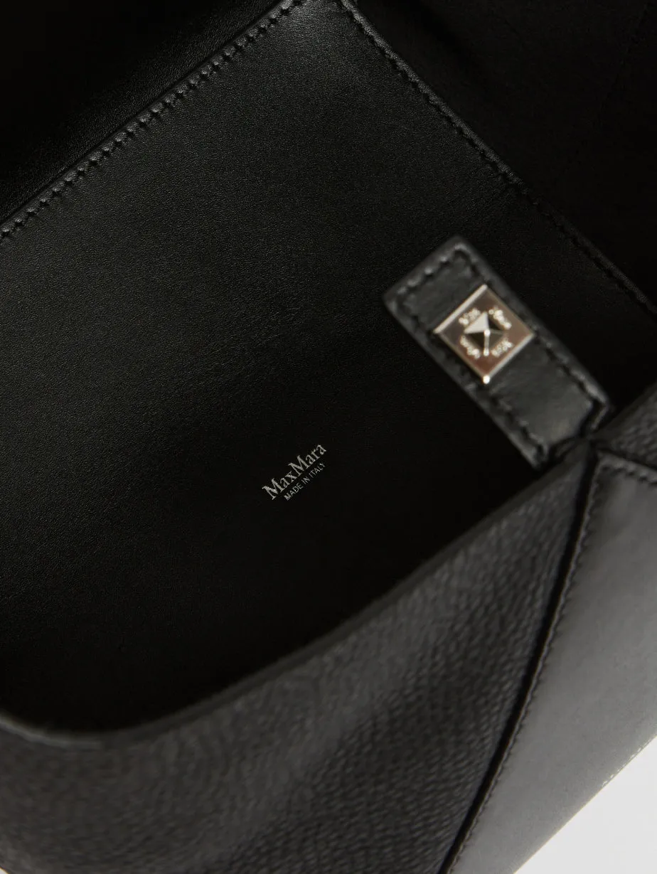 Black Deer Print Bucket Bag