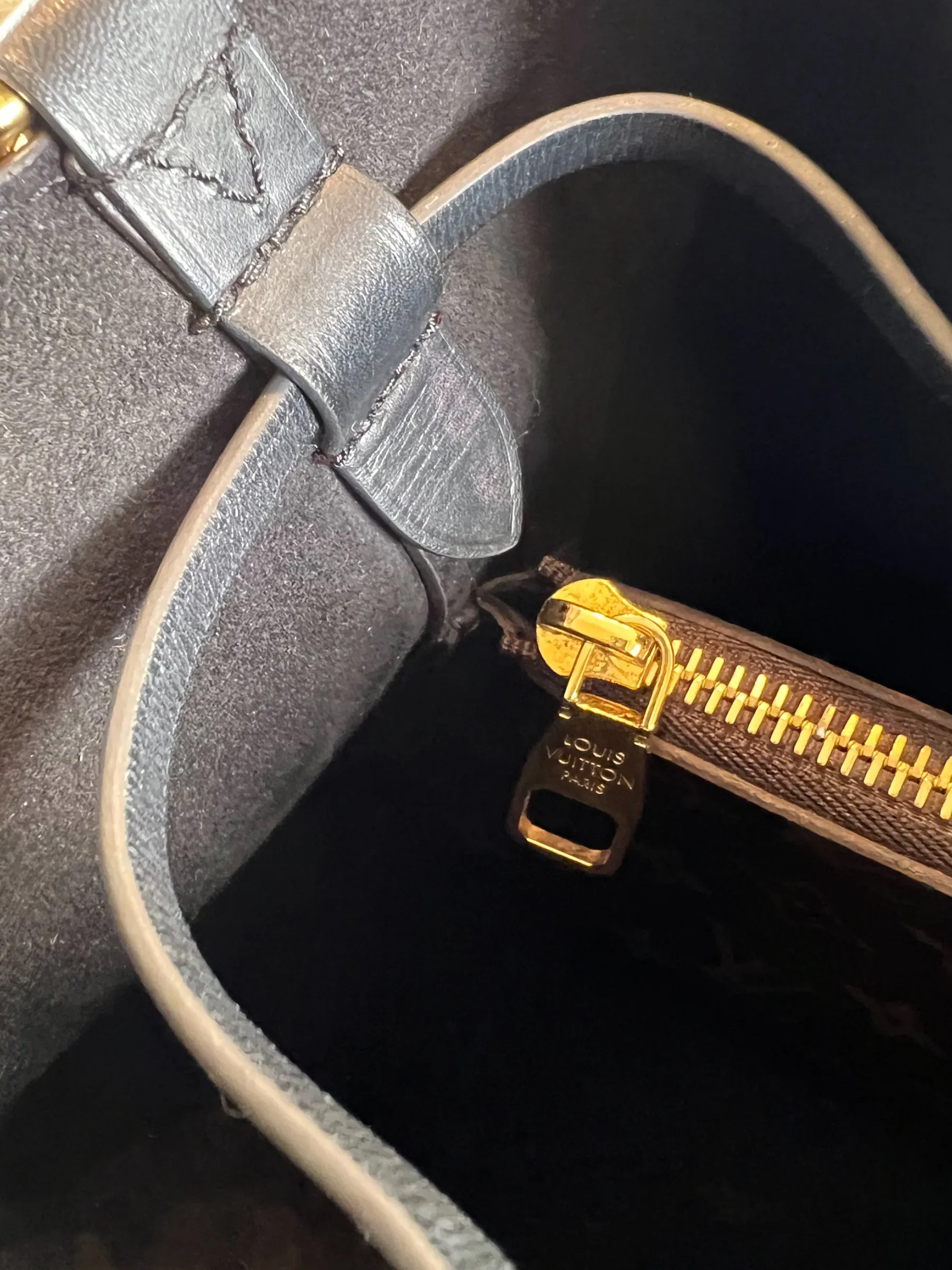 Louis Vuitton Monogram Canvas NéoNoé Bucket Bag