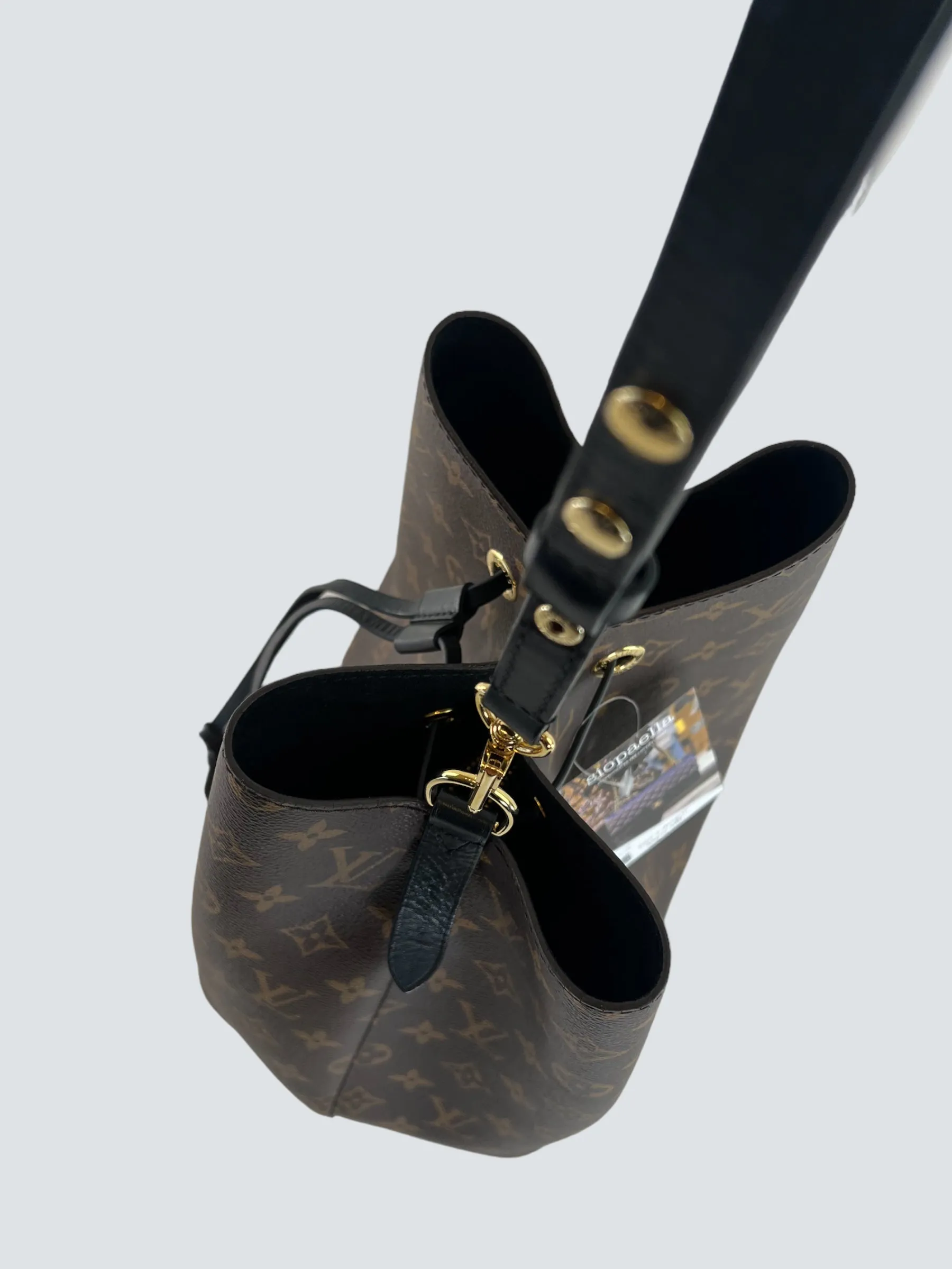 Louis Vuitton Monogram Canvas NéoNoé Bucket Bag