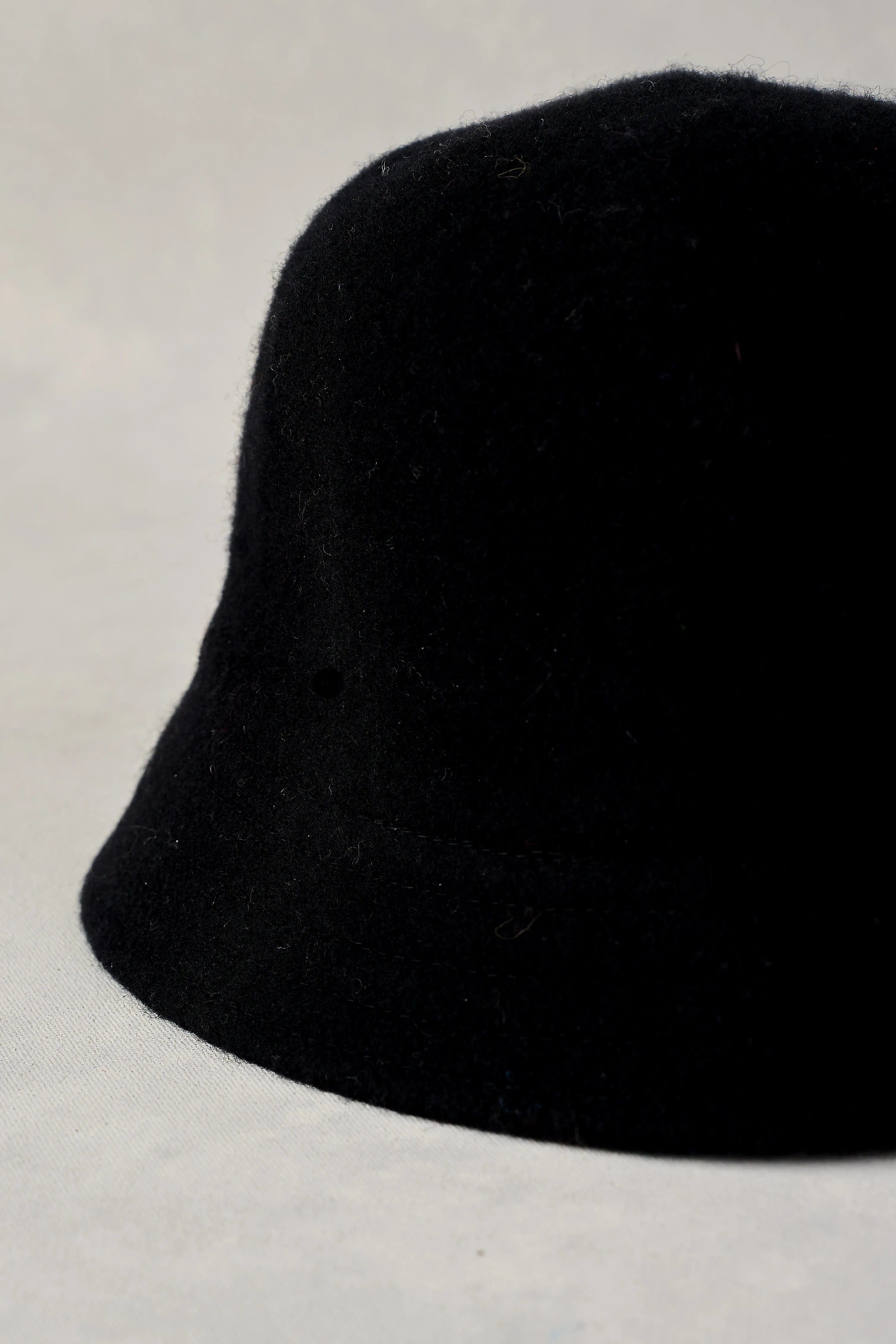 Noir Wool Bucket Hat - Black
