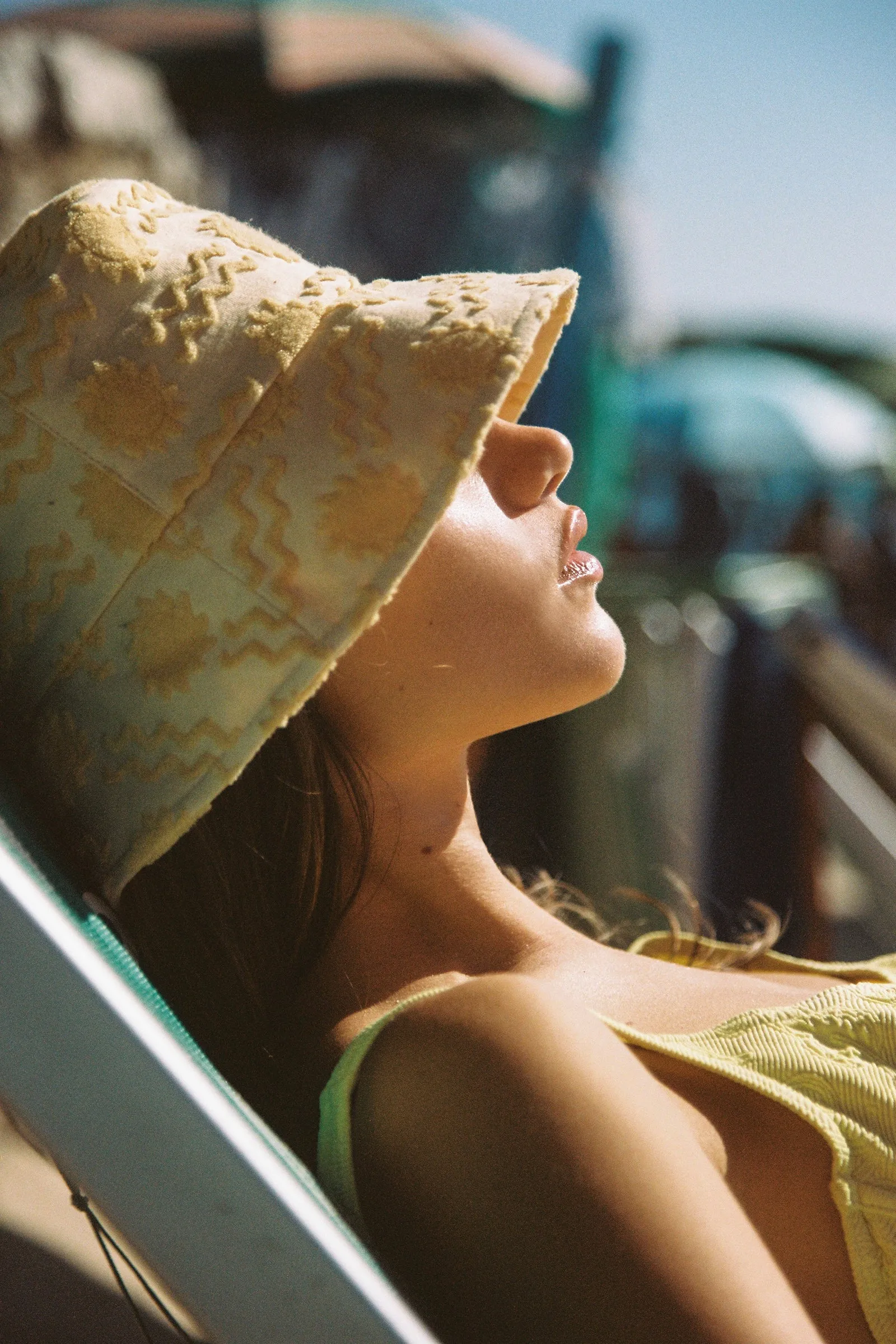 Wave Bucket - Summer of Sun